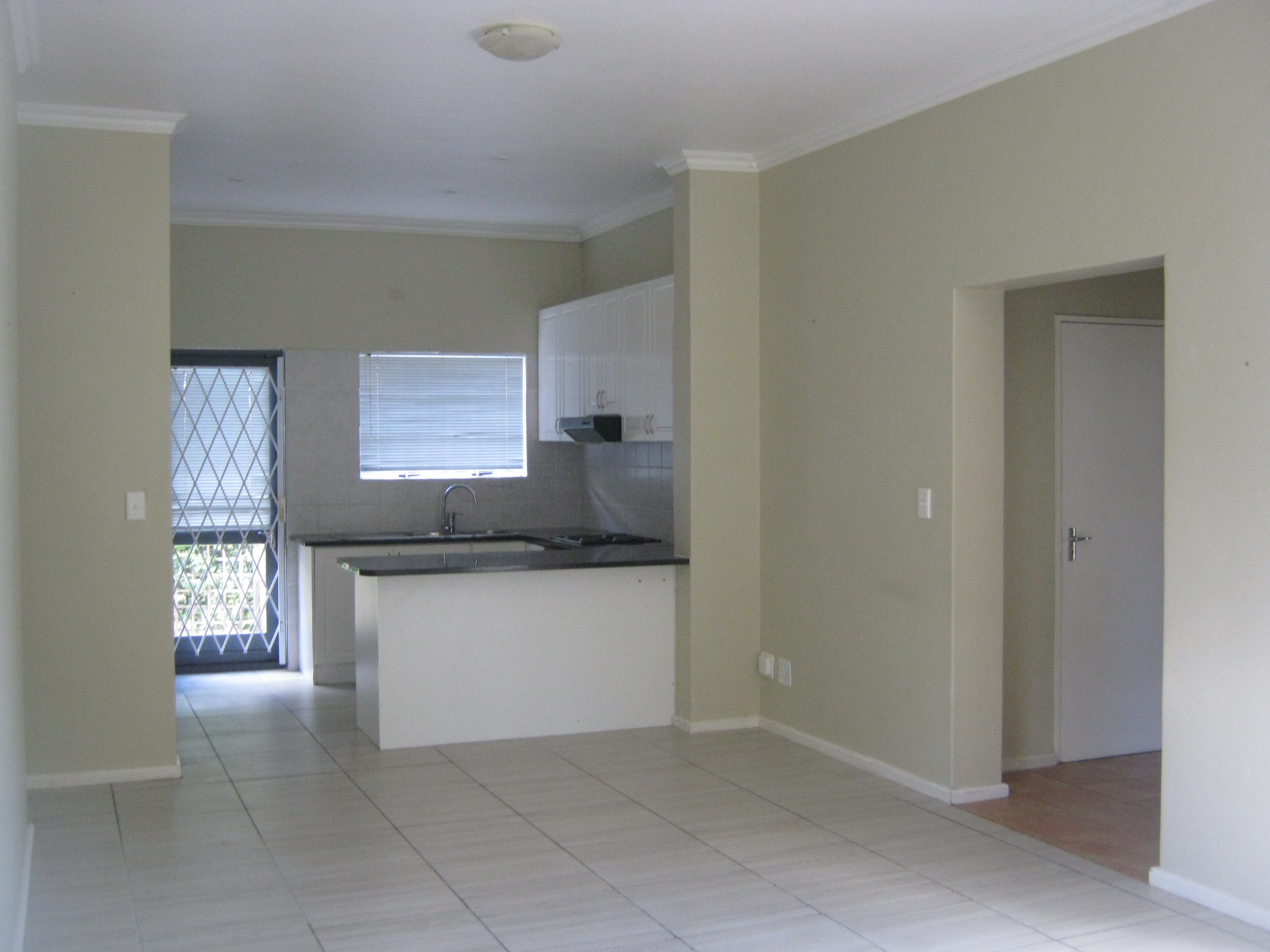 To Let 3 Bedroom Property for Rent in Fernwood Western Cape